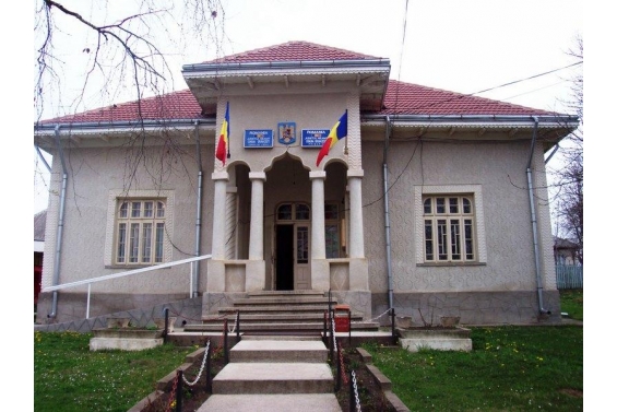 Fostul sediul Primariei Comunei Grumăzești